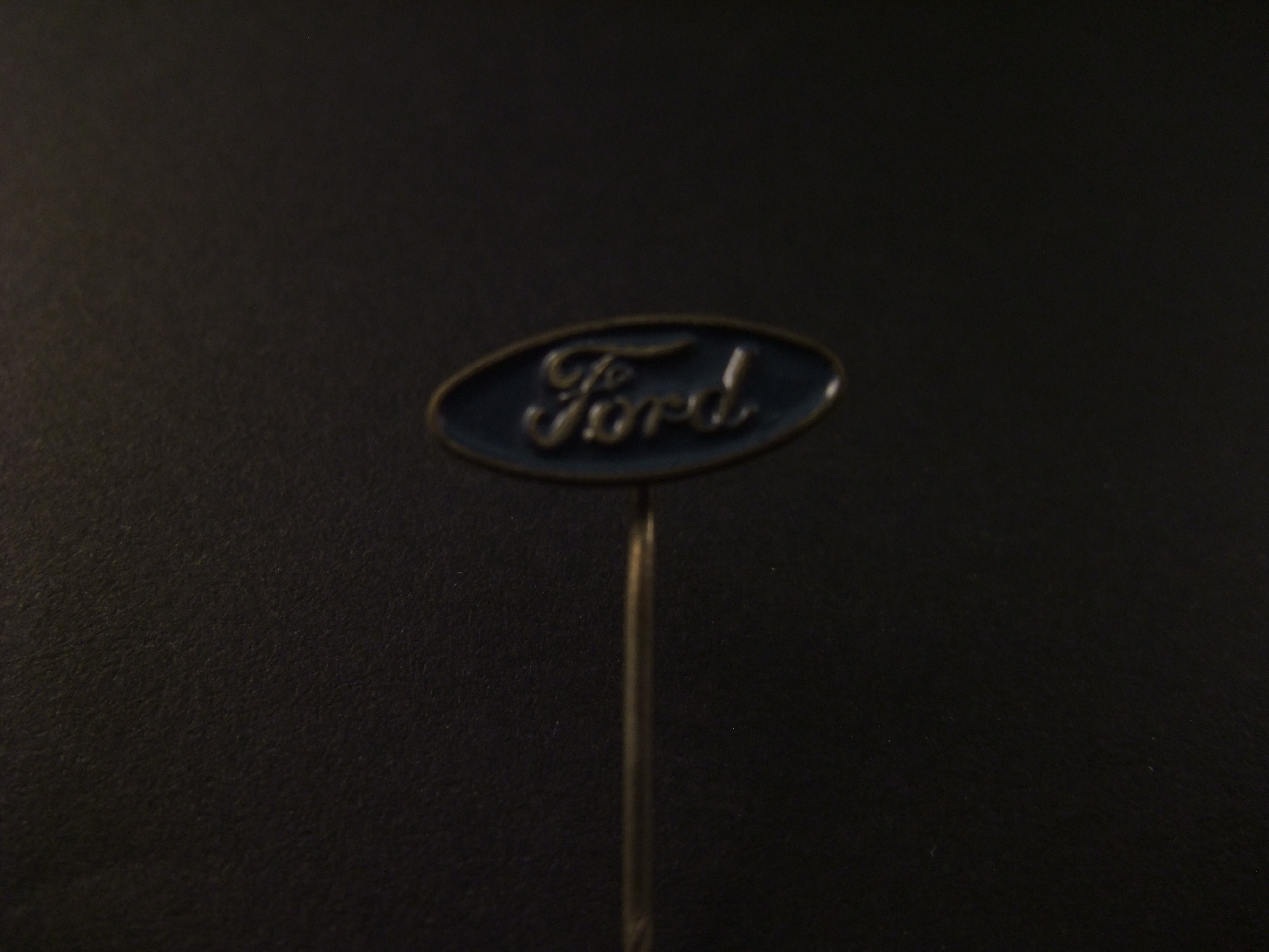 Ford logo ovaal klein model